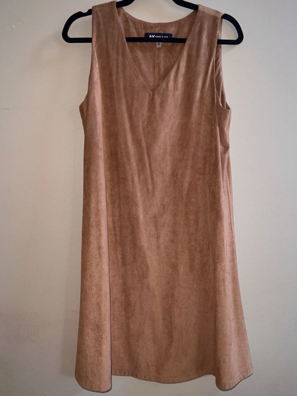 Anne Klein Faux Suede Shift Dress Women’s Medium Tan Camel Sleeveless V-Neck
